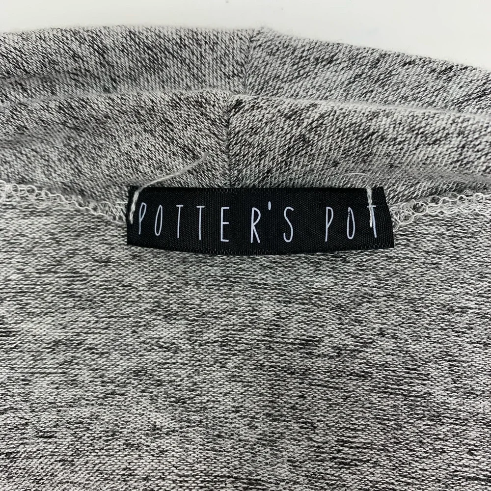Potters Pot Gray & Tan Cardigan -‎ Small